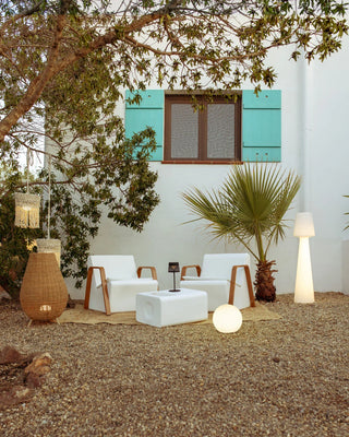 Lo más vendido en mobiliario exterior, iluminación y macetas