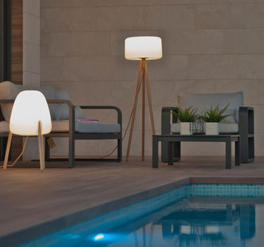 CANDEEIRO DE PÉ DE DESIGN COM PERNAS DE MADEIRA CHLOE 140