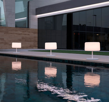 CANDEEIRO DE PÉ SOLAR REGULÁVEL CHLOE PLANT