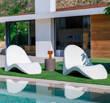 Espreguiçadeira Rasa para residências, piscinas, hotéis e clubes de praia