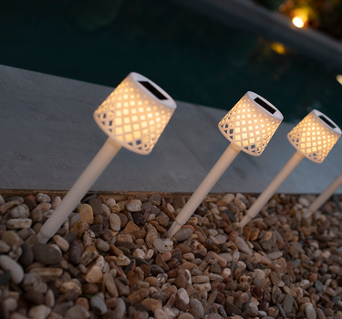 Candeeiro de espetar solar para jardim Gretita (4 unidades)