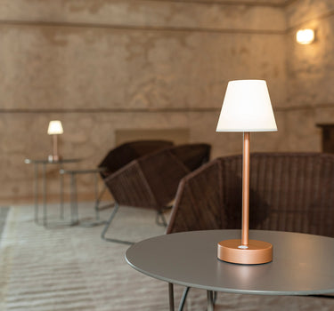 LOLA SLIM 30 | CANDEEIRO DE MESA | USO INTERIOR