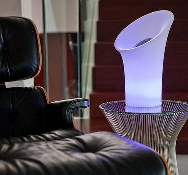 ALTIFALANTE PORTÁTIL COM LUZ NIPPER PLAY