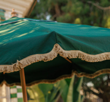 Chapéu de Sol vintage verde com franjas TULUM ø230