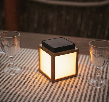 Lanterna solar portátil sem fio Vega Lantern