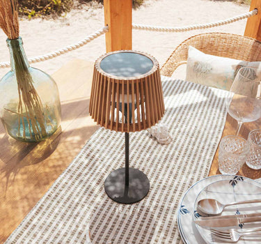 OKINAWA TABLE | Candeeiro de mesa com carga solar